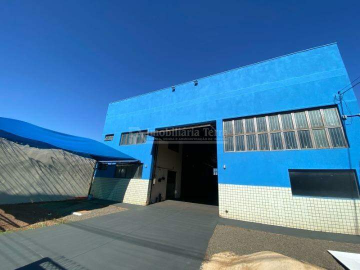 Barracão no Vila Maxwell em Dourados/MS — foto 2