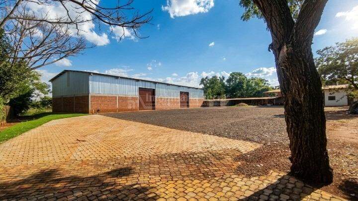 Barracão no Jardim Márcia em Dourados/MS