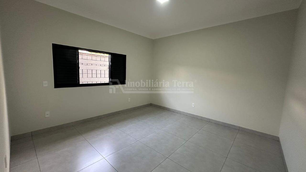 Casa no Jardim Cristhais, foto 12 de 18