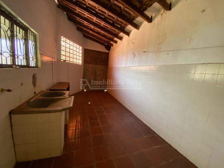 Casa com 4 quartos sendo 1 suíte no Vila Tonani em Dourados/MS — foto 12