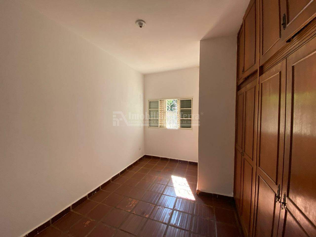 Casa com 4 quartos sendo 1 suíte no Vila Tonani em Dourados/MS — foto 10