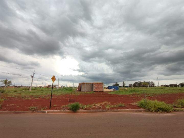 Terreno/Lote no RECANTO DO BOSQUE em Dourados/MS