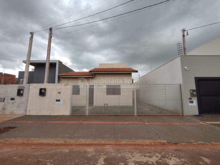 Casa com 2 quartos no Vival dos Ipês em Dourados/MS