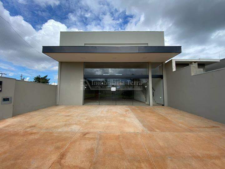Salão Comercial no Cidade Jardim I em Dourados/MS
