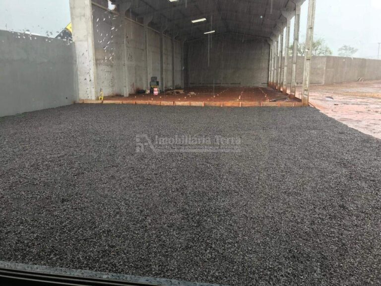 Imóvel Comercial no Jardim Alhambra em Dourados/MS