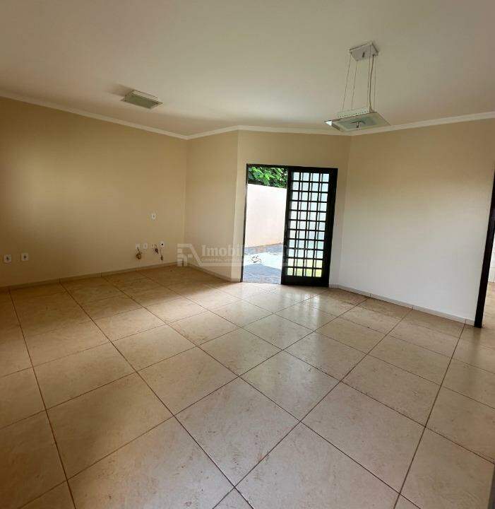 Casa no Parque Alvorada, foto 6 de 14