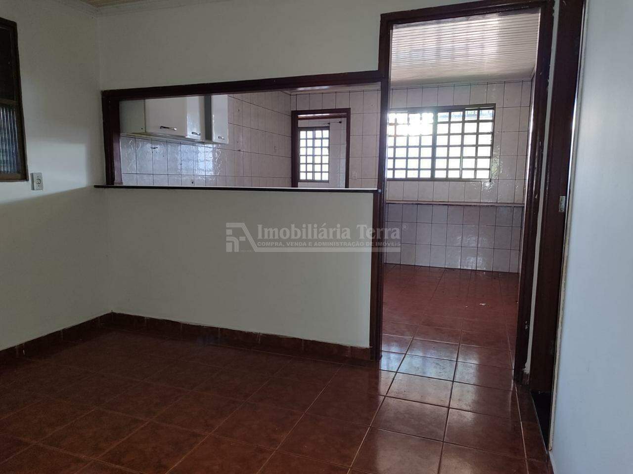 Casa com 3 quartos sendo 1 suíte no Jardim Rasslem em Dourados/MS — foto 4