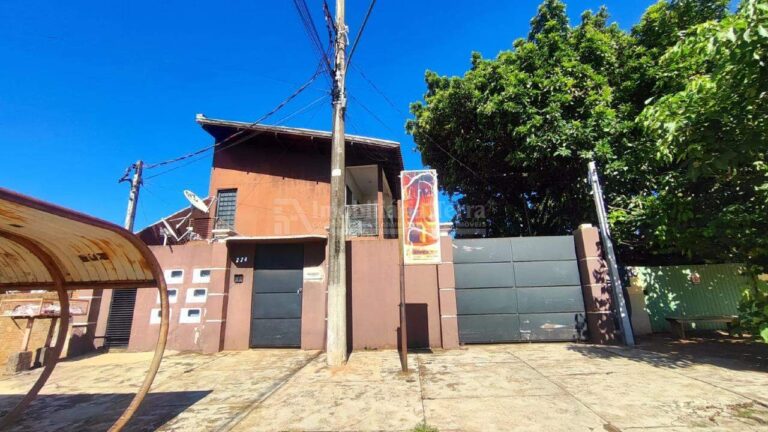Apartamento com 2 quartos no Jardim Itália em Dourados/MS
