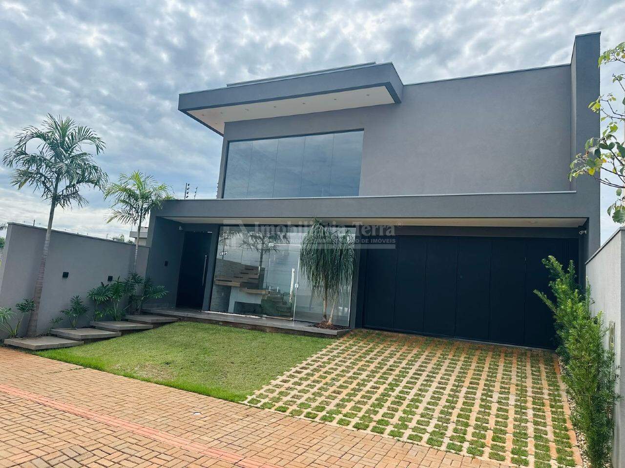 Casa com 3 quartos no Jardim das Palmeiras em Dourados/MS