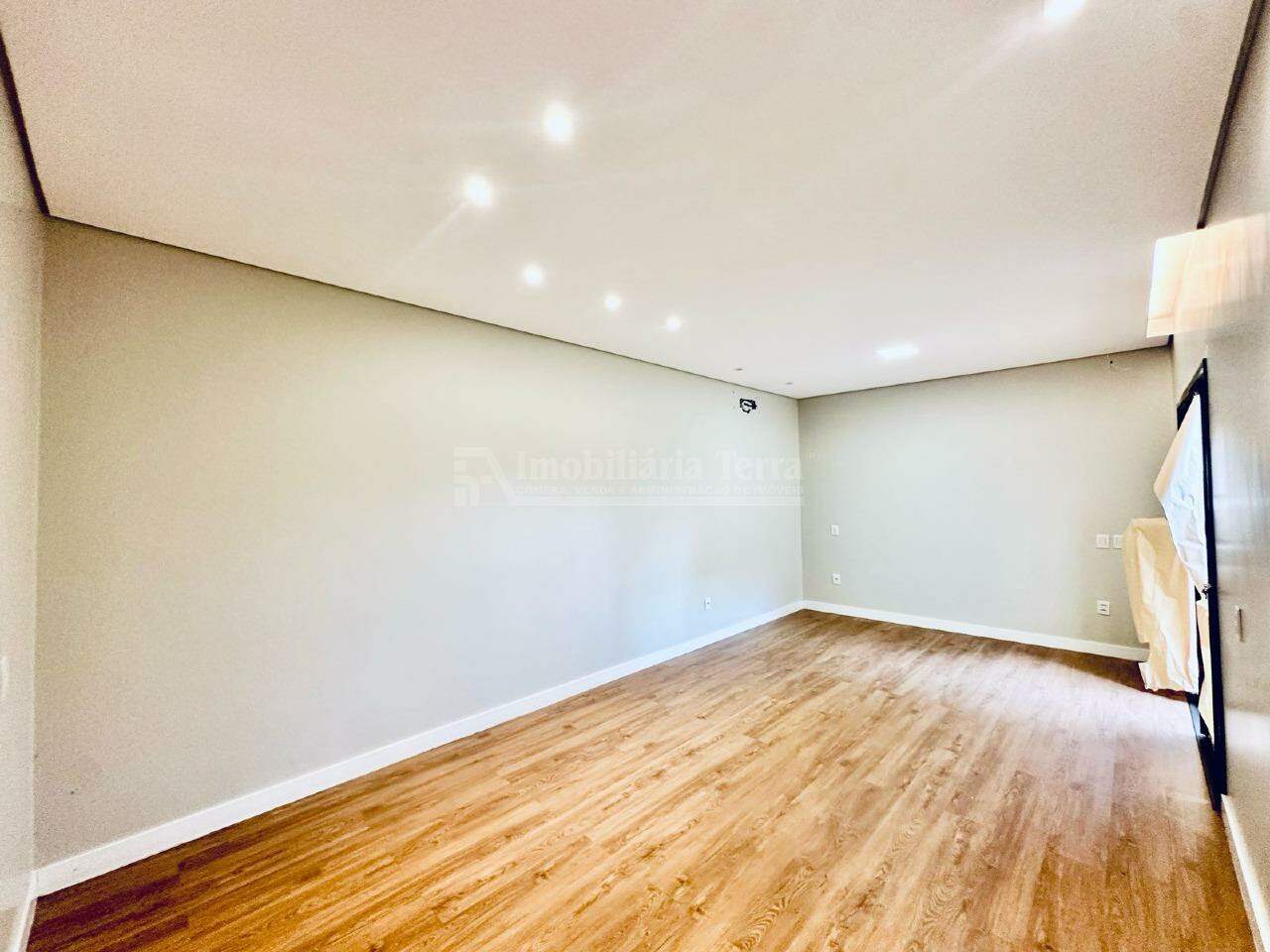 Casa com 3 quartos sendo 1 suíte no Jardim das Palmeiras em Dourados/MS — foto 11