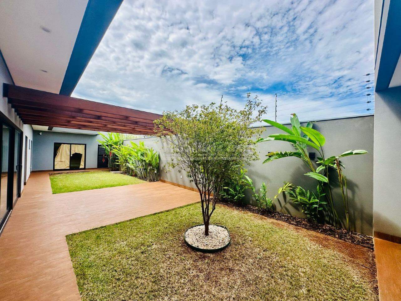Casa com 3 quartos sendo 1 suíte no Jardim das Palmeiras em Dourados/MS — foto 21