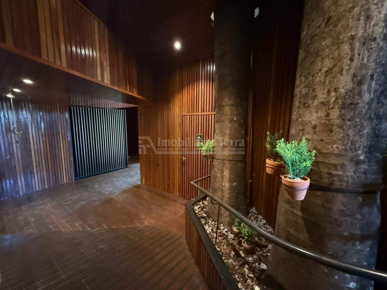 Imóvel Comercial com 4 quartos sendo 1 suíte no Vila Progresso em Dourados/MS — foto 15