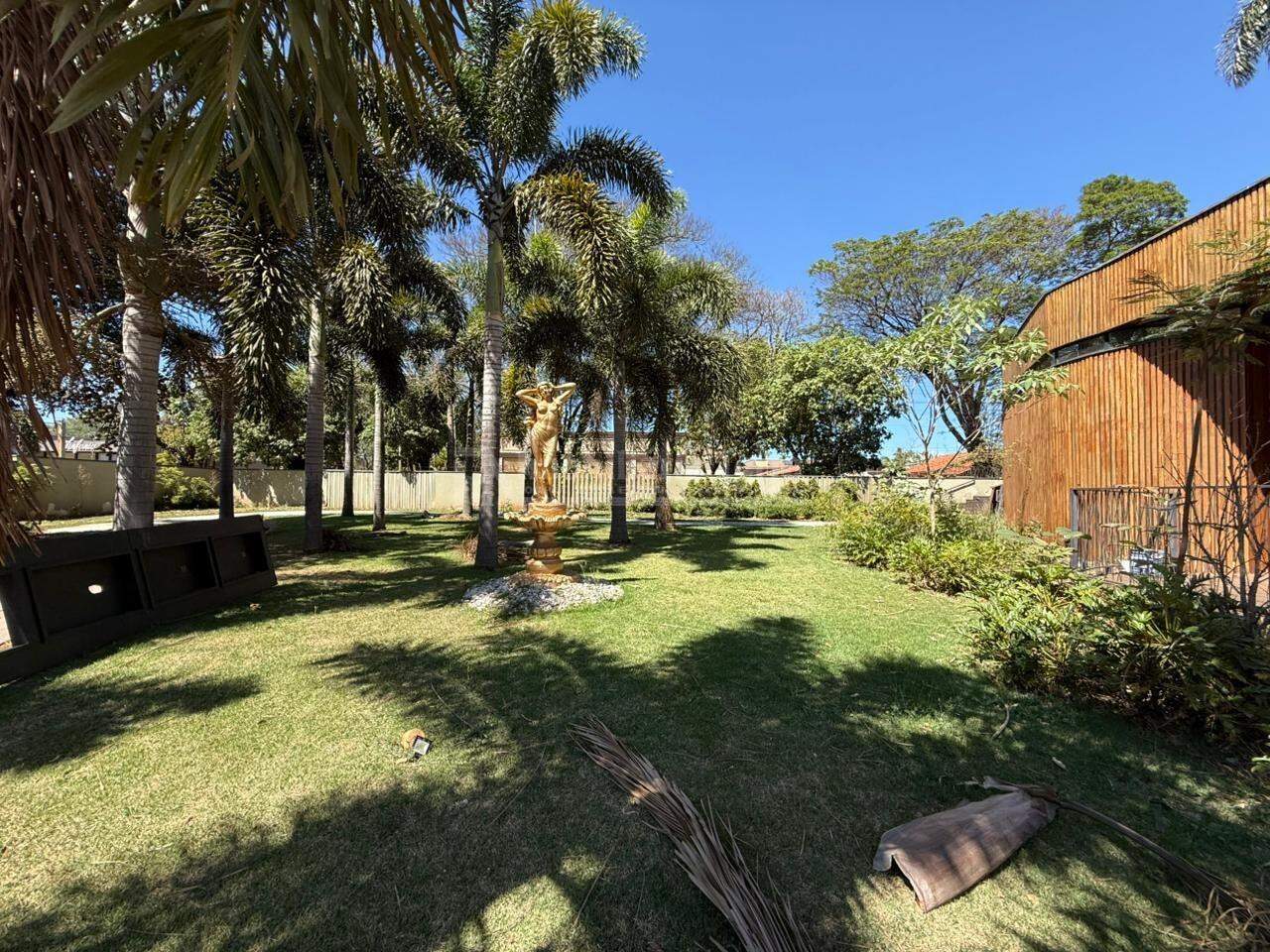 Imóvel Comercial com 4 quartos sendo 1 suíte no Vila Progresso em Dourados/MS — foto 5