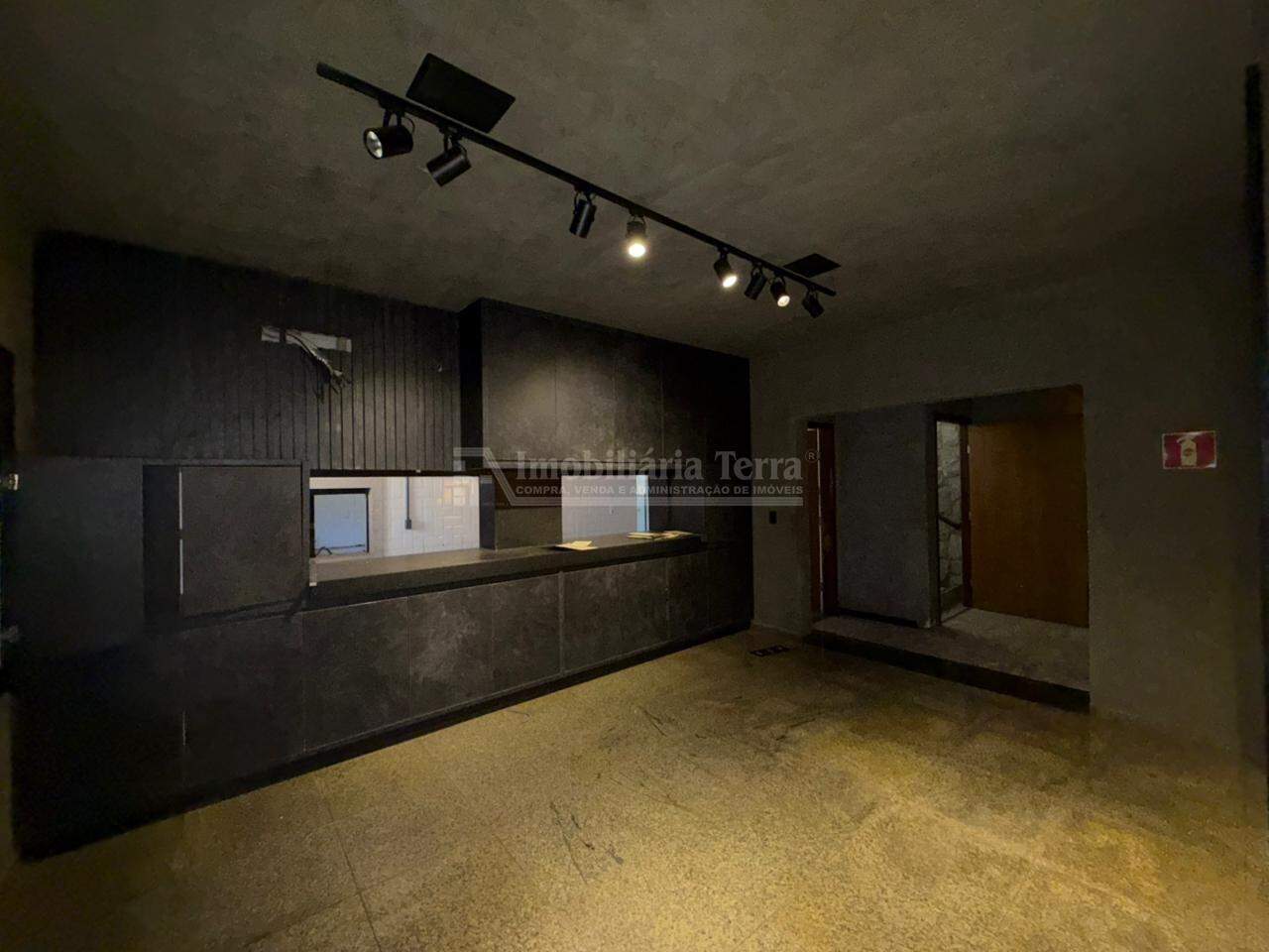 Imóvel Comercial com 4 quartos sendo 1 suíte no Vila Progresso em Dourados/MS — foto 14