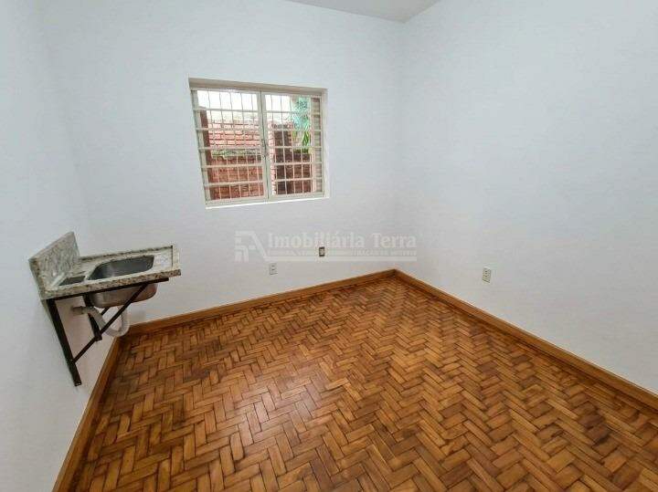 Casa com 3 quartos sendo 1 suíte no Centro em Dourados/MS — foto 6