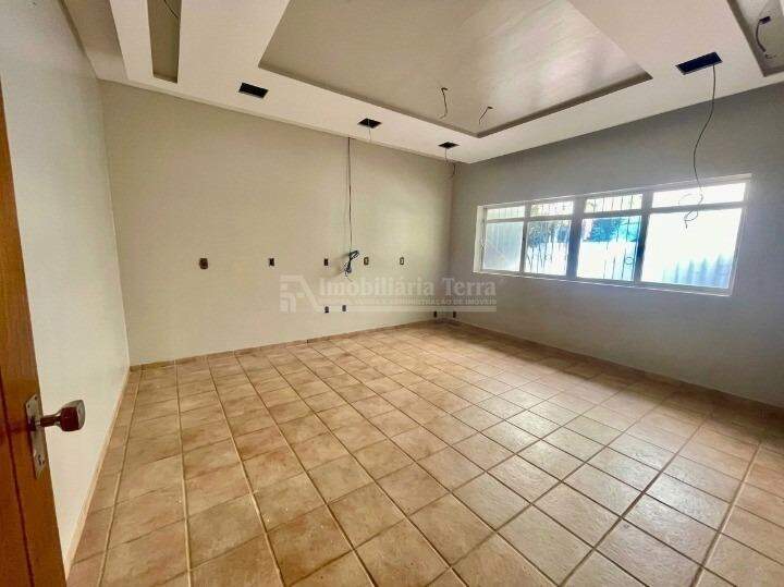 Casa com 3 quartos sendo 1 suíte no Centro em Dourados/MS — foto 8
