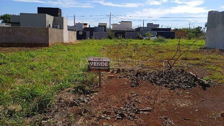 Terreno/Lote no Cidade Jardim IV em Dourados/MS