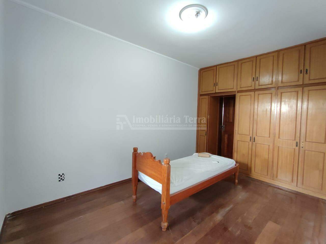 Casa com 5 quartos sendo 3 suítes no Jardim Itaipú em Dourados/MS — foto 14