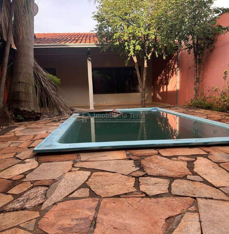 Casa com 4 quartos no BNH II Plano em Dourados/MS — foto 13