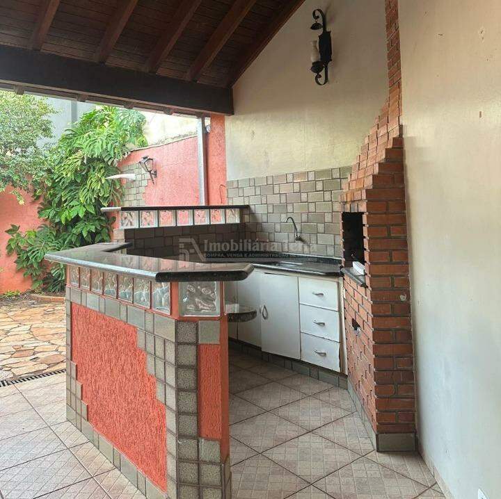 Casa com 4 quartos no BNH II Plano em Dourados/MS — foto 15