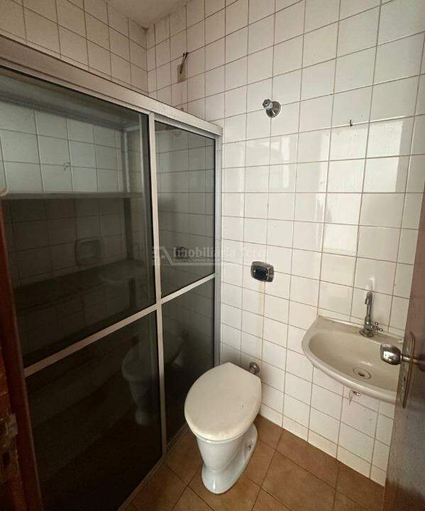 Casa com 4 quartos no BNH II Plano em Dourados/MS — foto 11