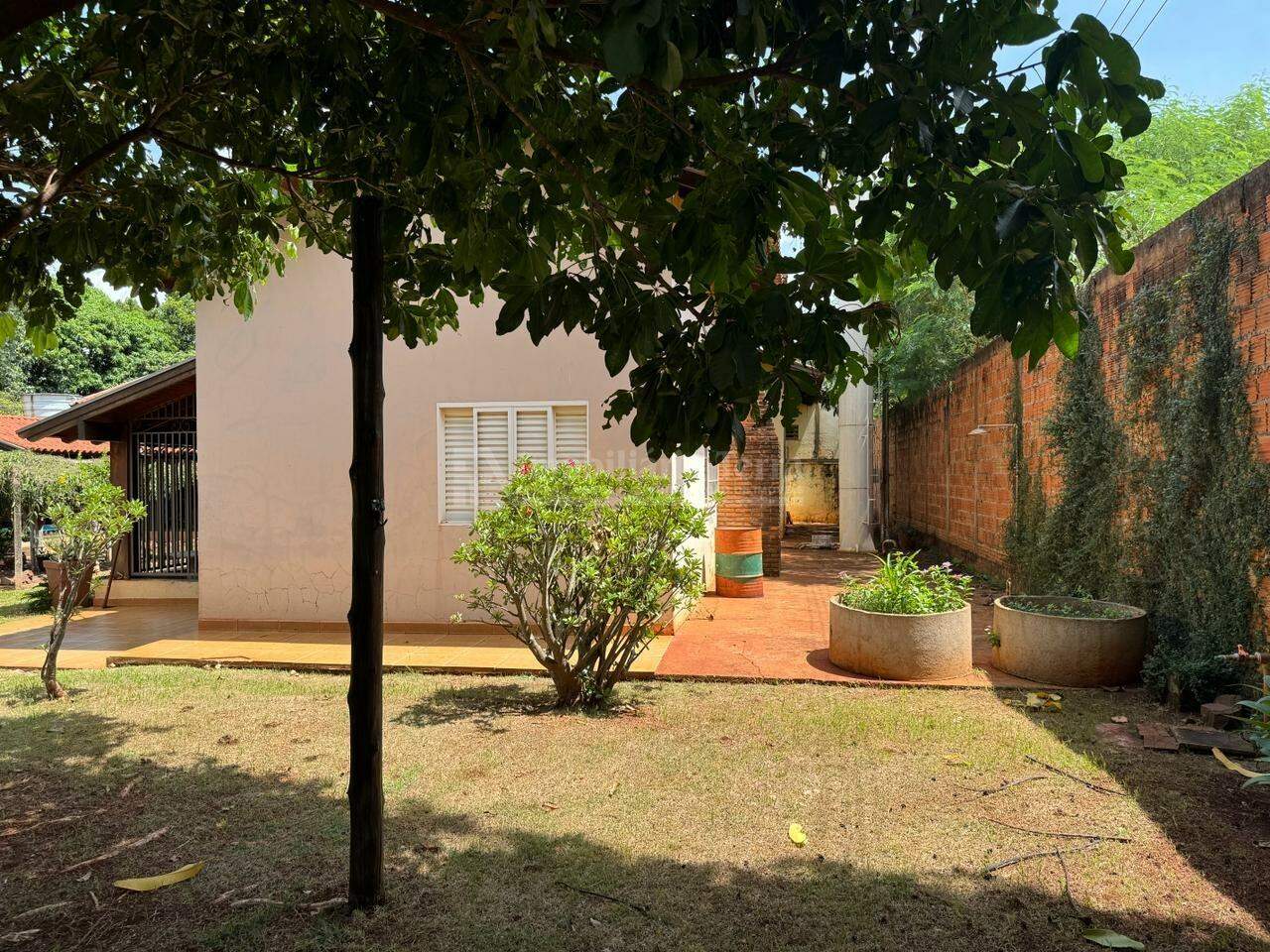Casa com 2 quartos sendo 2 suítes no Chácara Califórnia em Dourados/MS — foto 8