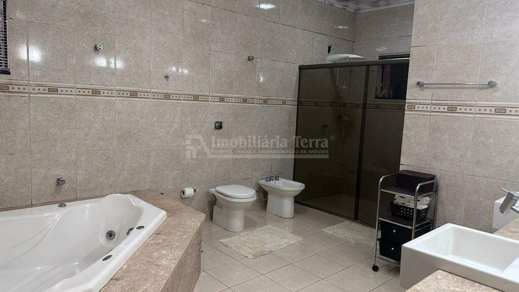 Casa com 2 quartos sendo 2 suítes no Chácara Califórnia em Dourados/MS — foto 15