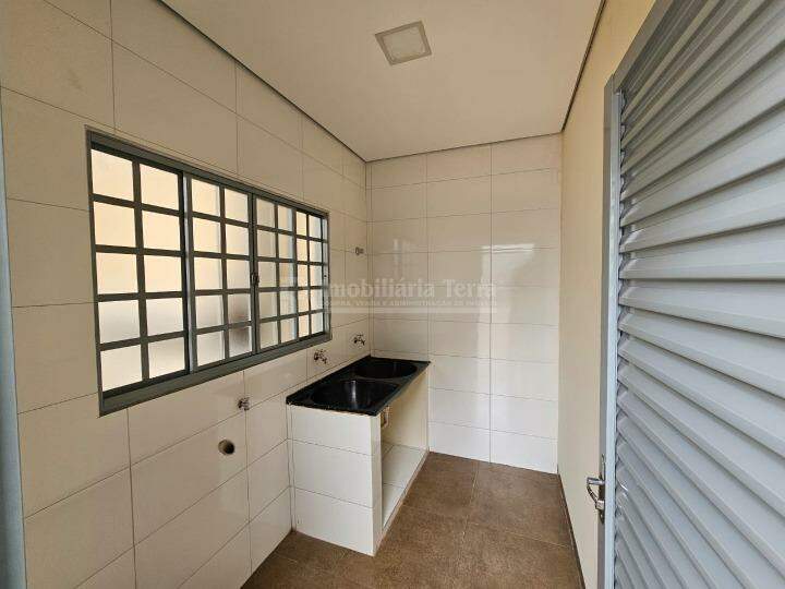 Casa com 3 quartos sendo 1 suíte no BNH III Plano em Dourados/MS — foto 24