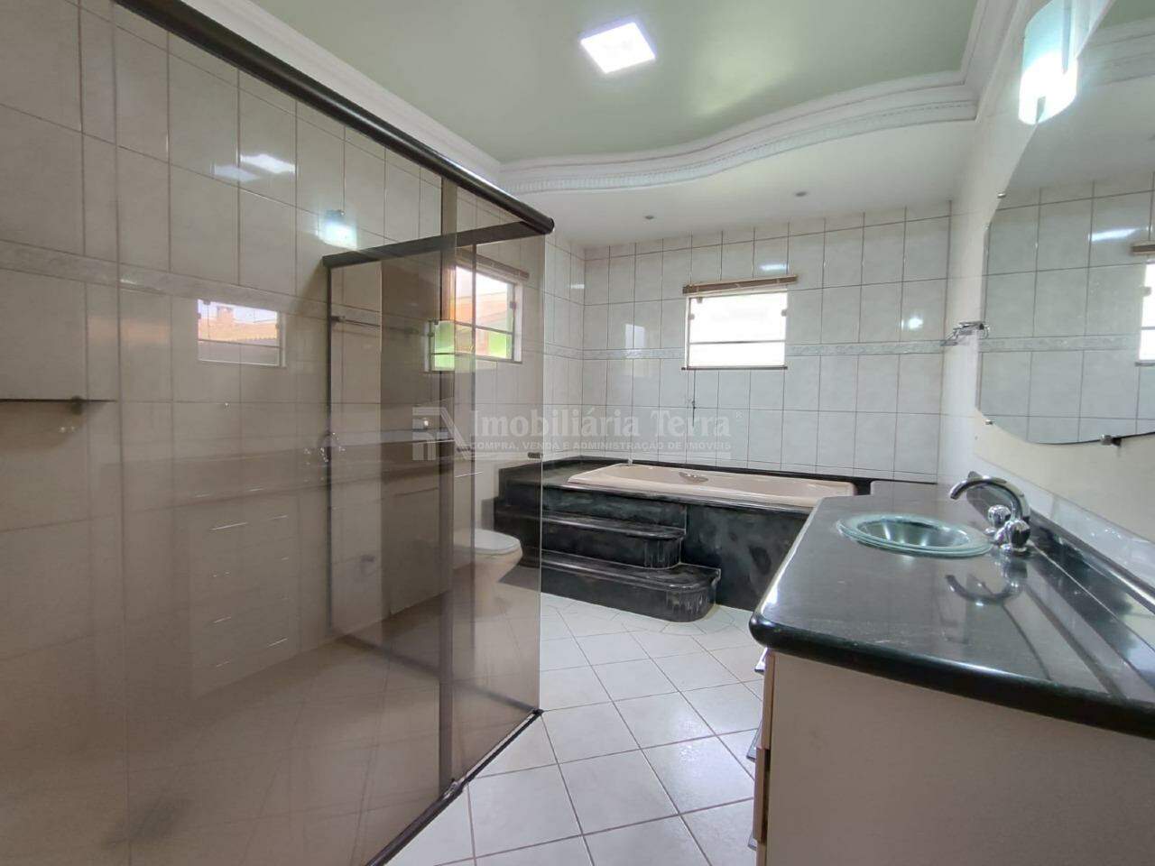 Casa com 4 quartos sendo 1 suíte no Jardim Guanabara em Dourados/MS — foto 16