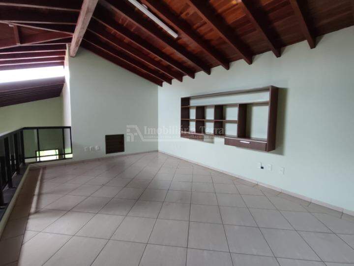 Casa com 4 quartos sendo 1 suíte no Jardim Guanabara em Dourados/MS — foto 9