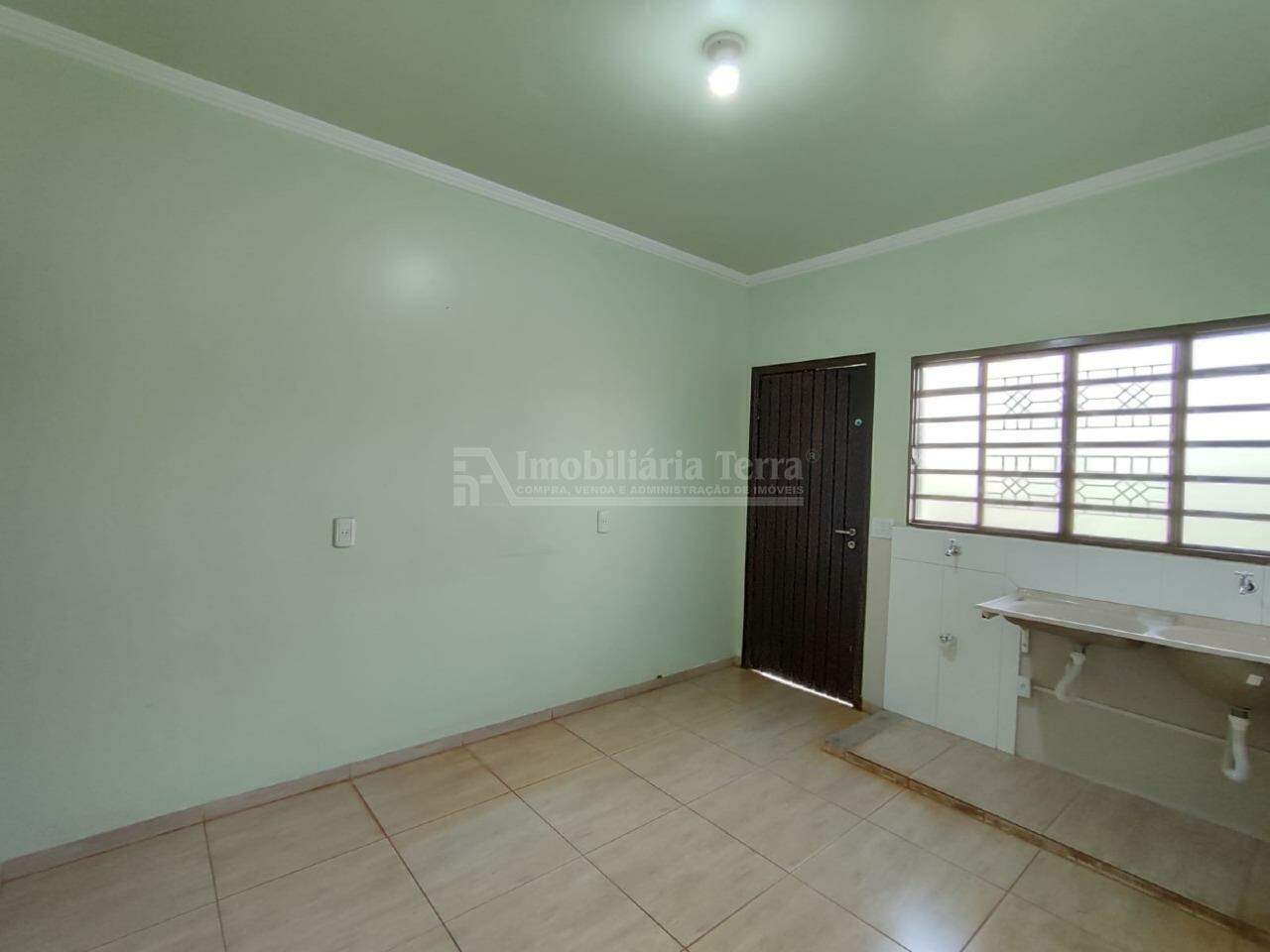 Casa com 4 quartos sendo 1 suíte no Jardim Guanabara em Dourados/MS — foto 20