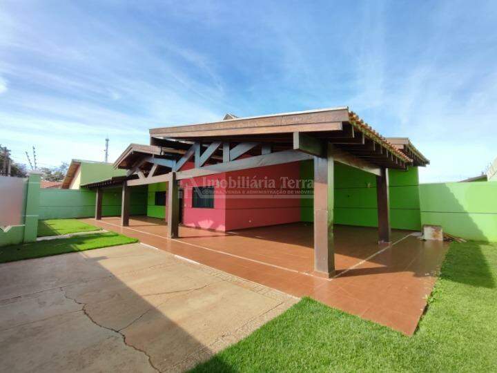 Casa com 4 quartos sendo 1 suíte no Jardim Guanabara em Dourados/MS — foto 2