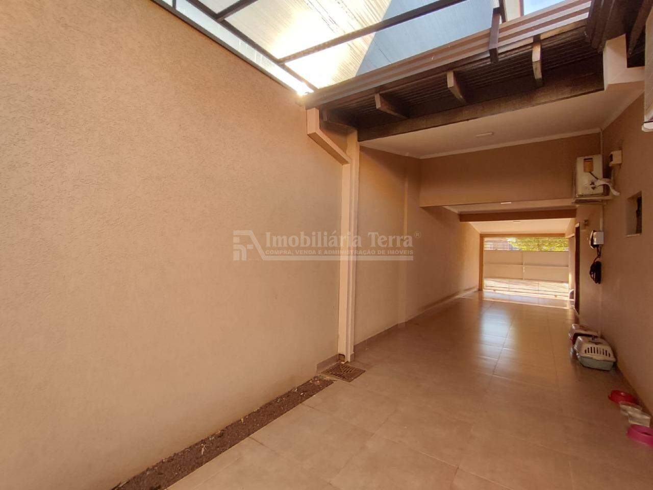 Casa com 3 quartos sendo 1 suíte no Jardim Maracanã em Dourados/MS — foto 2