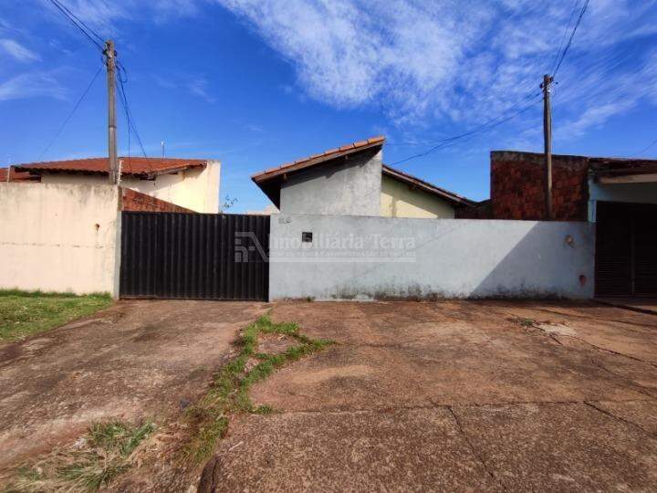 Casa com 2 quartos no Canaã III em Dourados/MS