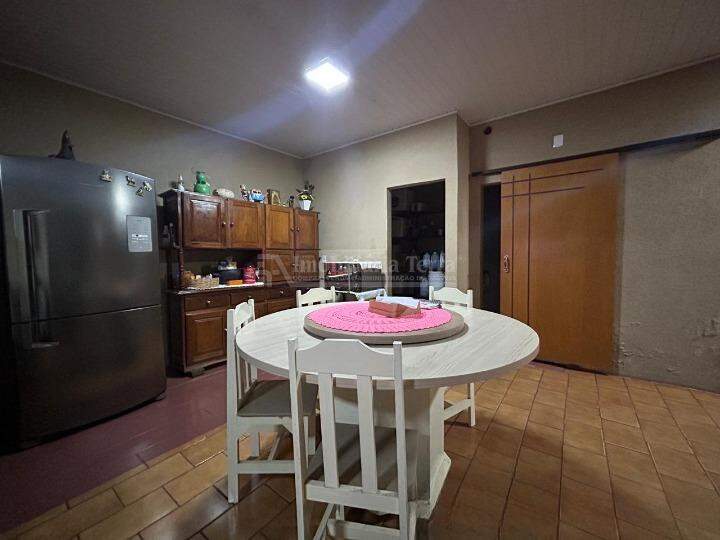 Casa com 4 quartos no Conjunto Habitacional Terra Roxa em Dourados/MS — foto 6