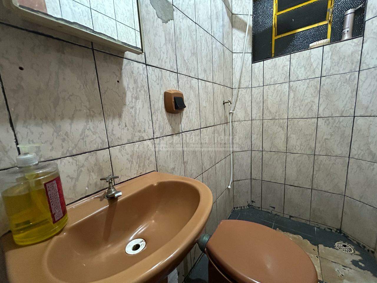 Casa com 4 quartos no Conjunto Habitacional Terra Roxa em Dourados/MS — foto 12