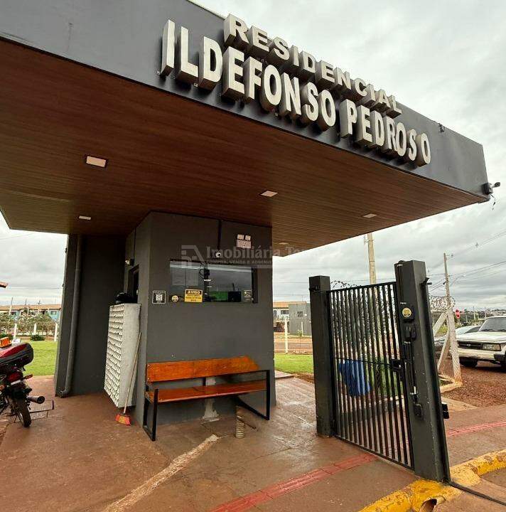 Apartamento com 2 quartos no Idelfonso Pedroso em Dourados/MS