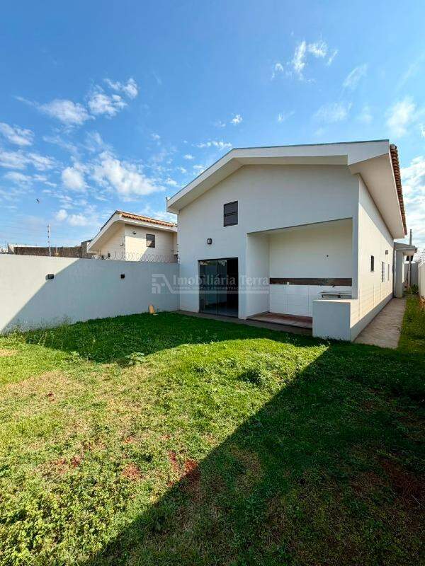 Casa com 3 quartos sendo 1 suíte no Monte Carlo em Dourados/MS — foto 11