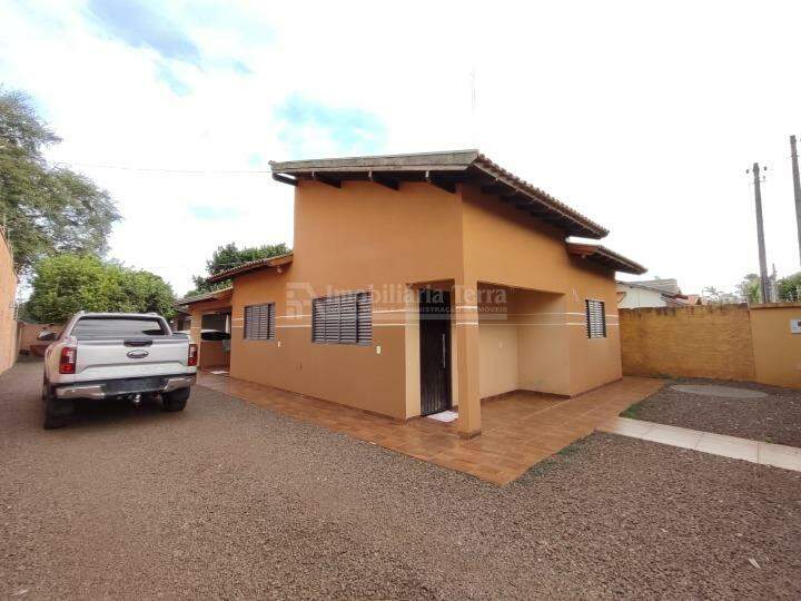 Casa com 2 quartos sendo 1 suíte no Vila São Francisco em Dourados/MS — foto 2