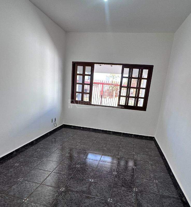Casa no Jardim Água Boa, foto 5 de 13