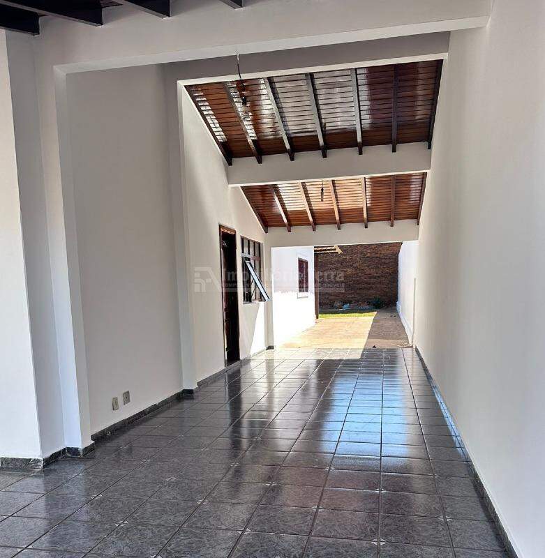 Casa no Jardim Água Boa, foto 3 de 13