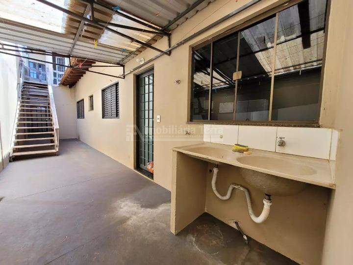 Casa com 5 quartos no Residencial Monte Carlo em Dourados/MS — foto 12
