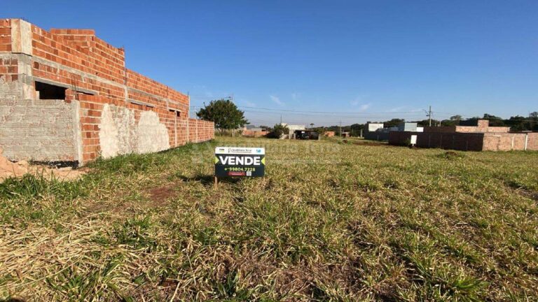 Terreno/Lote no Cidade Jardim IV em Dourados/MS