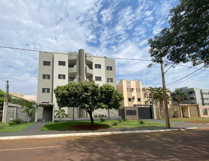 Apartamento com 2 quartos no Jardim Tropical em Dourados/MS