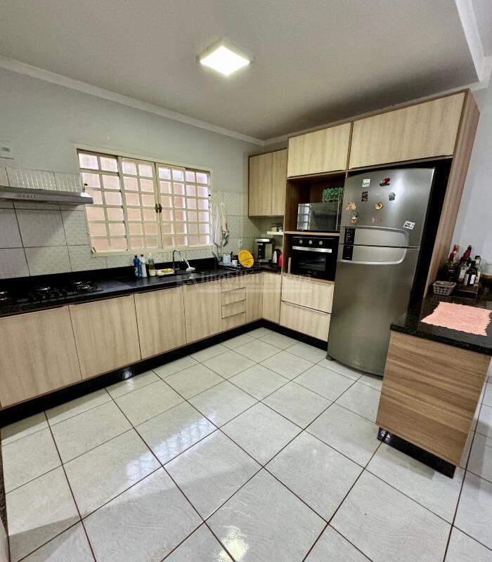 Casa com 2 quartos sendo 1 suíte no Jardim Oliveira II em Dourados/MS — foto 5