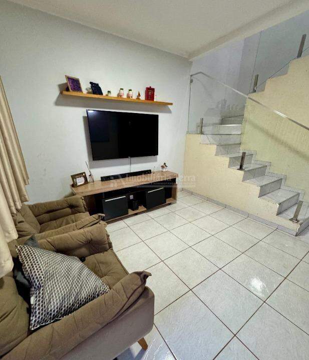 Casa com 2 quartos sendo 1 suíte no Jardim Oliveira II em Dourados/MS — foto 8
