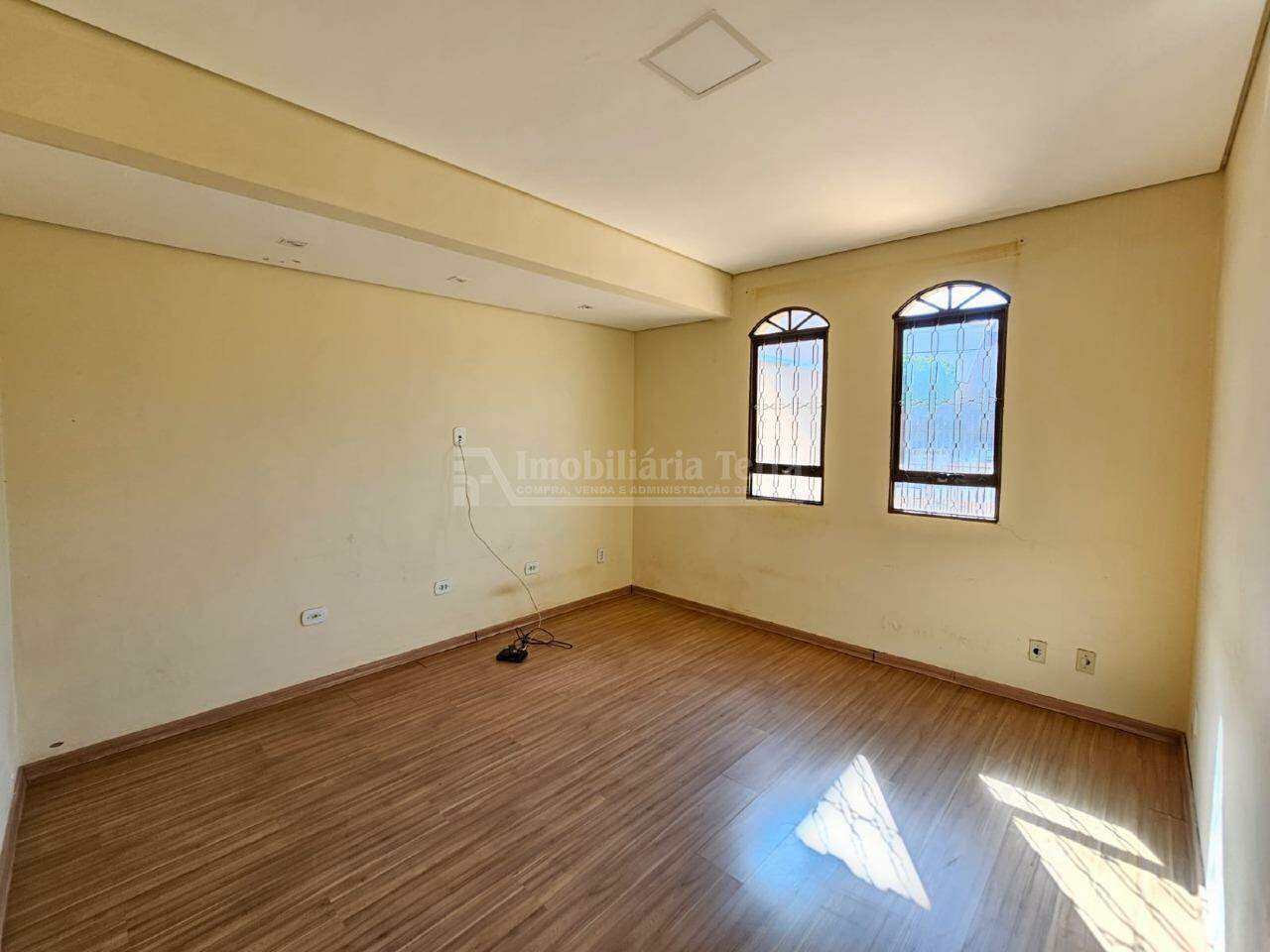 Casa com 4 quartos sendo 1 suíte no Vila Progresso em Dourados/MS — foto 13