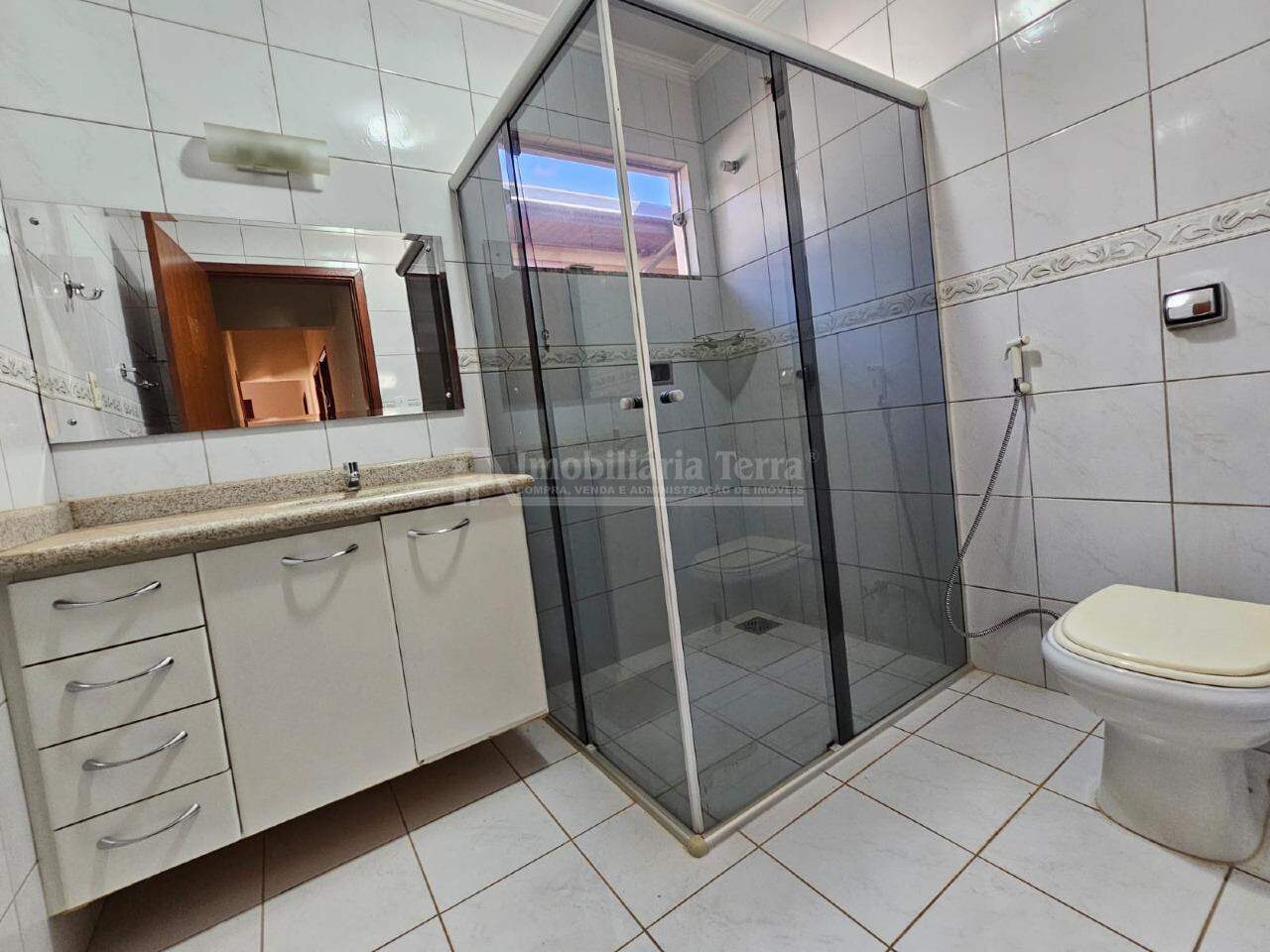 Casa com 4 quartos sendo 1 suíte no Vila Progresso em Dourados/MS — foto 15