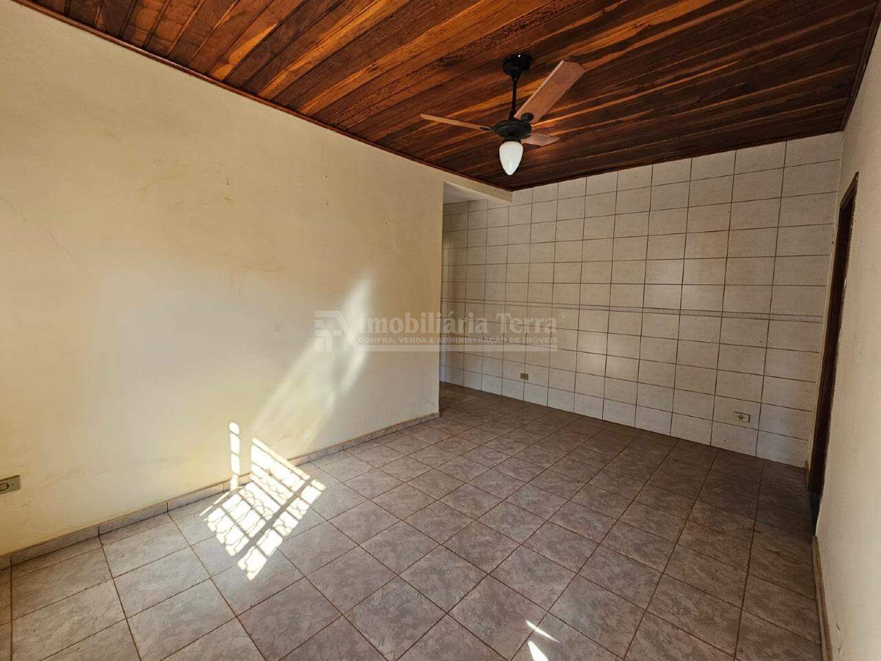 Casa com 4 quartos sendo 1 suíte no Vila Progresso em Dourados/MS — foto 20