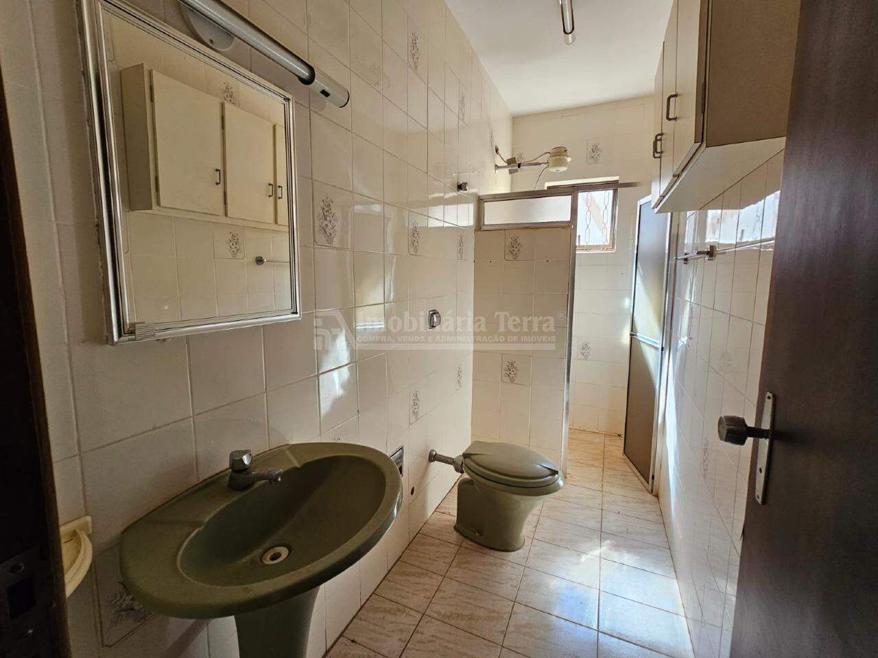 Casa com 4 quartos sendo 1 suíte no Vila Progresso em Dourados/MS — foto 22
